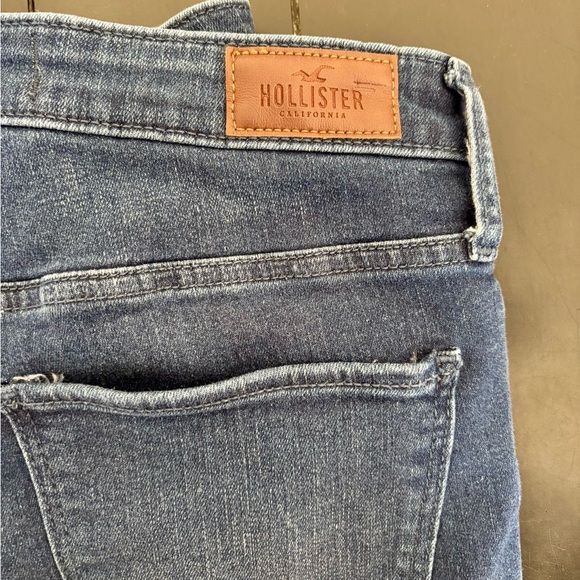 Hollister high-rise flared jeans - Picture 7 of 7